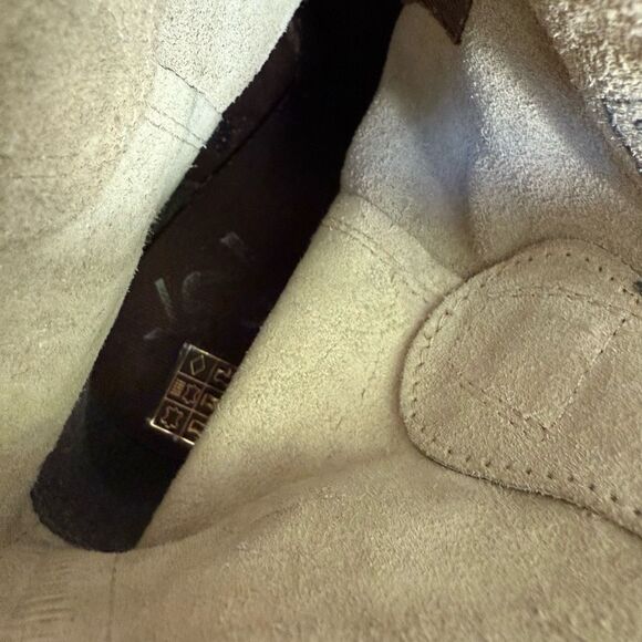 OTBT Sandpiper Genuine Suede Leather Tan Wedge Booties size 8 - Picture 6 of 6